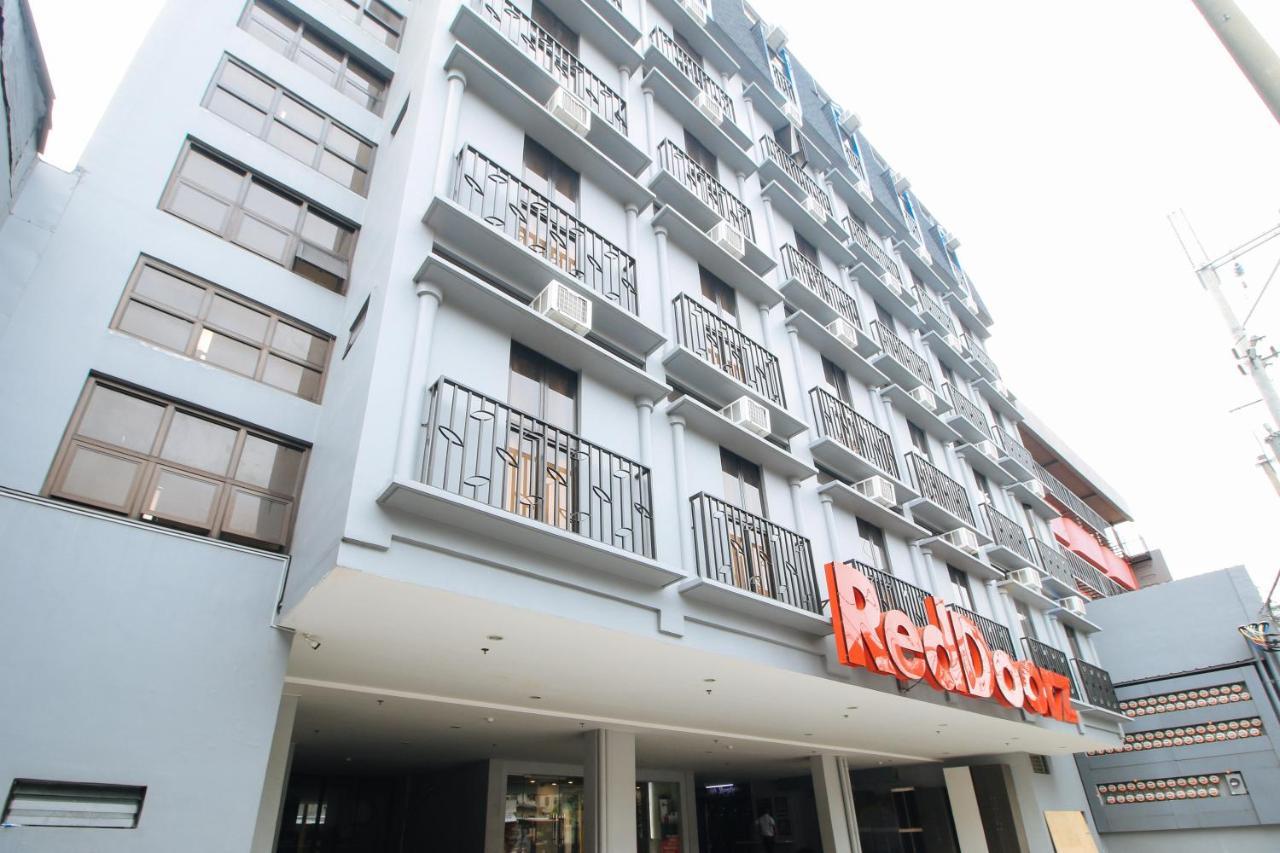 Reddoorz Plus @ Jardin Suites Guadalupe Nuevo Mandaluyong Esterno foto