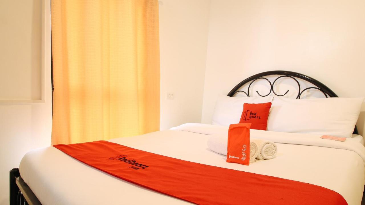 Reddoorz Plus @ Jardin Suites Guadalupe Nuevo Mandaluyong Esterno foto