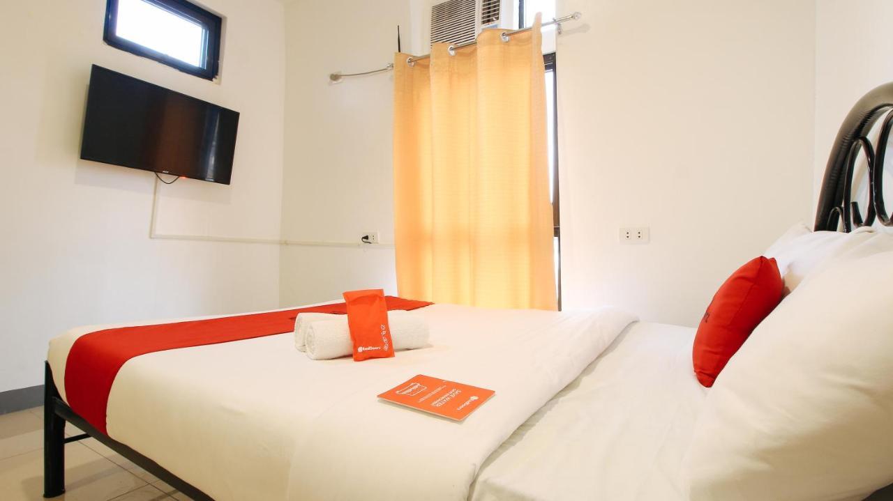 Reddoorz Plus @ Jardin Suites Guadalupe Nuevo Mandaluyong Esterno foto