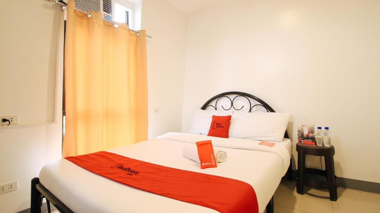 Reddoorz Plus @ Jardin Suites Guadalupe Nuevo Mandaluyong Esterno foto